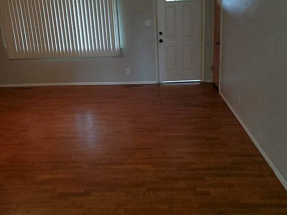 3rd image of 6422 S I St