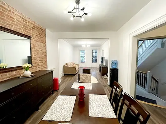 Rented by Brooklyn Property Group LLC | media 25