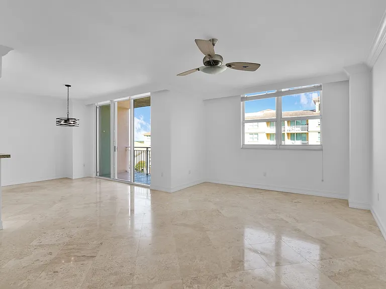 99 Mizner Blvd #Penthouse 40 — Photo 9
