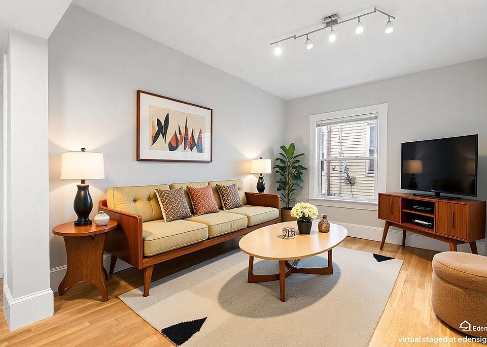 1st image of 72 Mozart St #2