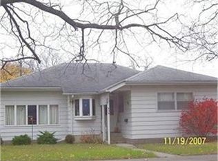 626 S River Park Dr, Guttenberg, IA 52052