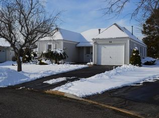 12 Heywood Ct, Brick, NJ 08724