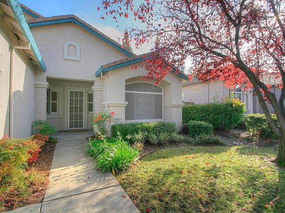 2nd image of 1104 Dumas Way