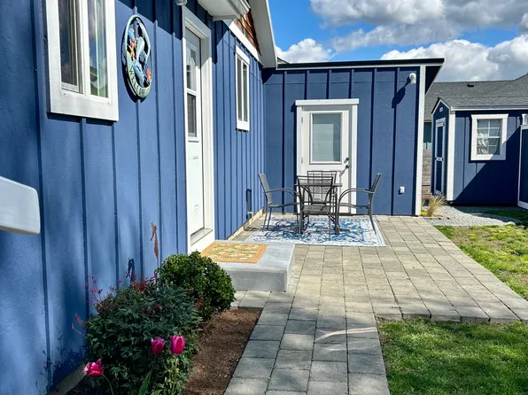 1511 L Ave, Anacortes, WA 98221