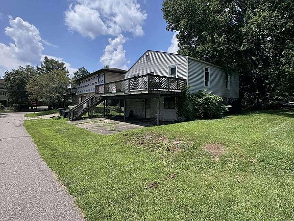 3rd image of 505 Charles St