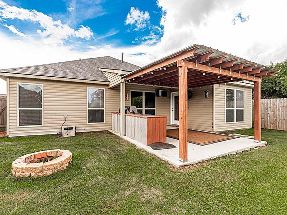 4th image of 42277 Palmstone Ave