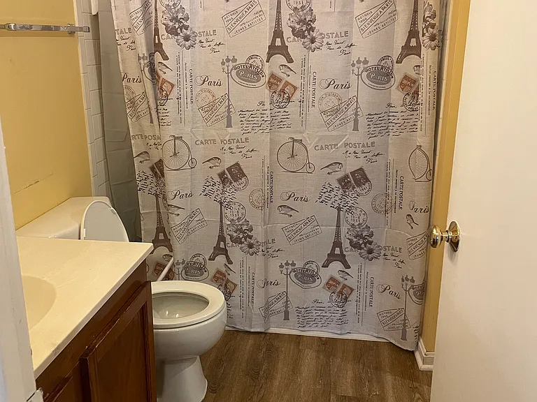 12211 Stevenson Ct — Photo 16