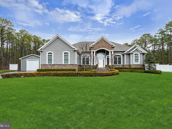 1920 New York Ave, Whiting, NJ 08759