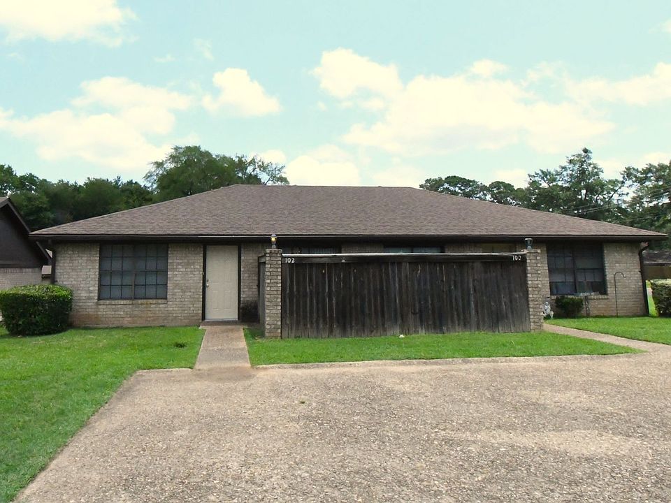 1st image of 102 Parklane Dr