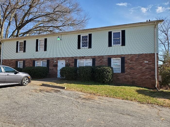 1st image of 10 Bostic St #C