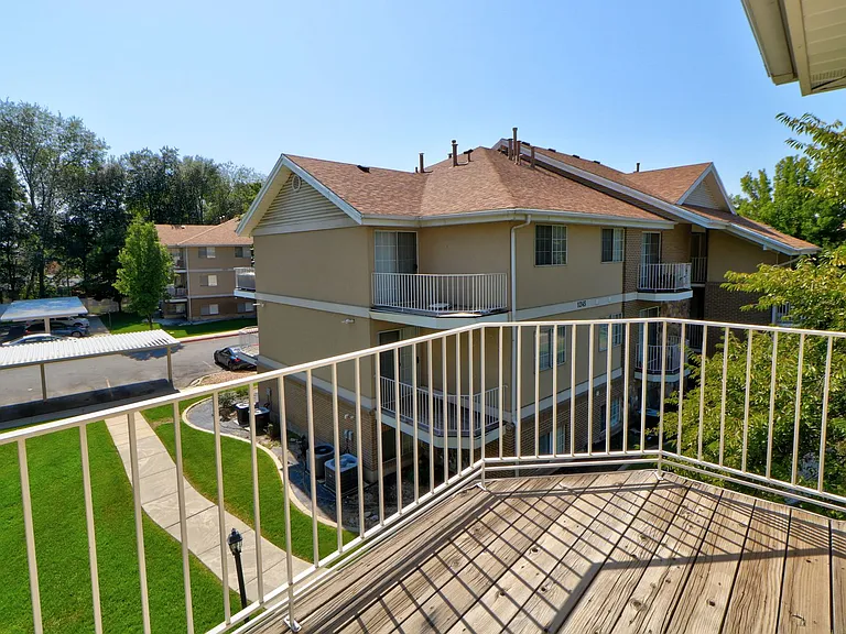 1273 Riverside Ave #11 — Photo 15