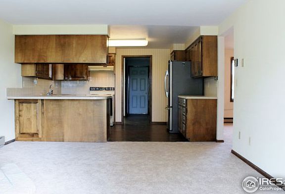 5th image of 538 Kathryn Ct