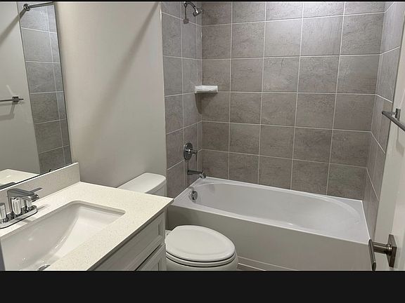 1st floor Guest Bathroom