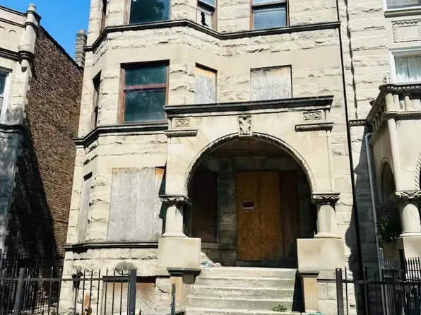 834 W Garfield Blvd, Chicago, IL 60609