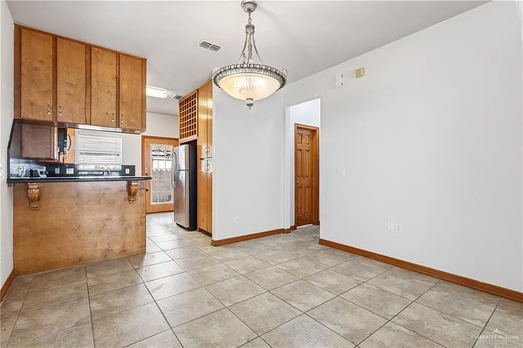 2 bed, 3.0 bath, 1274 sqft, $1,250 — Photo 4