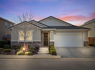 9988 Asilomar Ln, Elk Grove, CA 95757