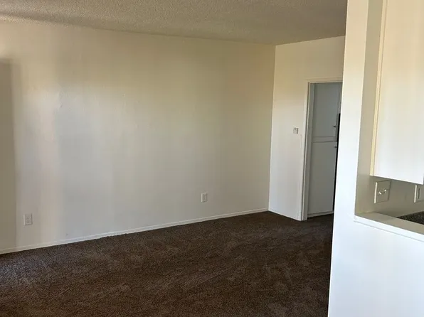 11134 S. New Hampshire Ave., 11134 S New Hampshire Ave #10, Los Angeles, CA 90044