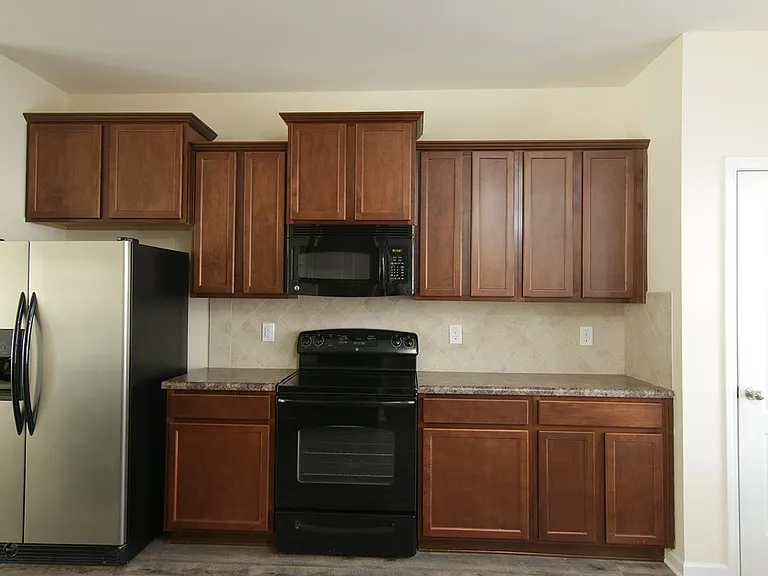 705 Keystone Park Dr #84 — Photo 4
