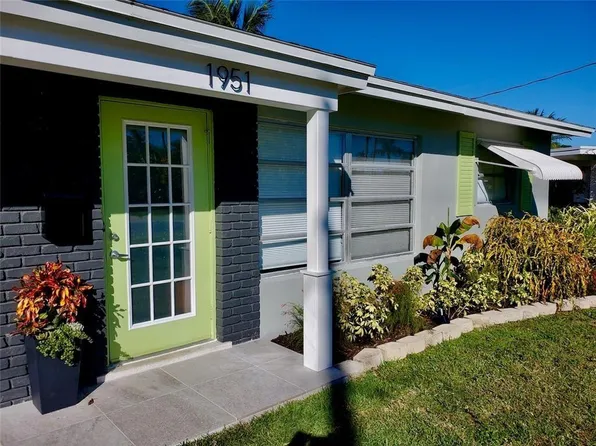 1951 NW 33rd Court, Oakland Park, FL 33309