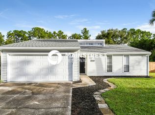 11665 Summer Tree Rd N, Jacksonville, FL 32246
