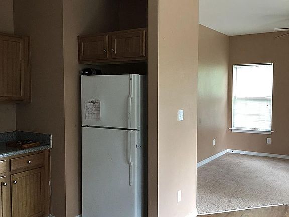 Kitchen/Open Concept