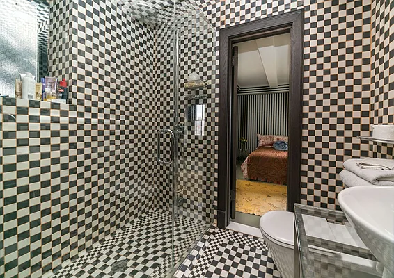 Sold by Compass | media 35