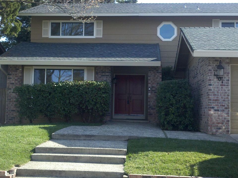 1st image of 1101 Parkview Dr