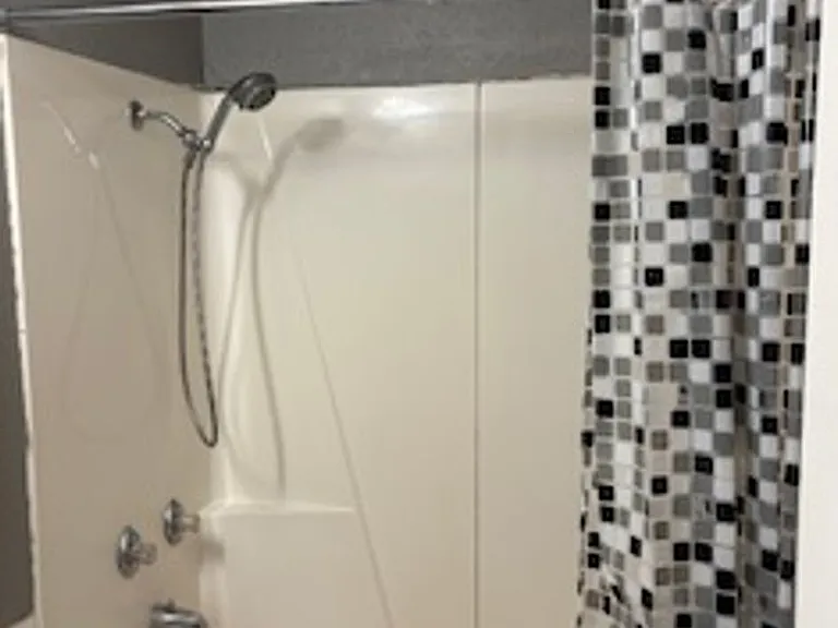 525 Belknap St #7 — Photo 1