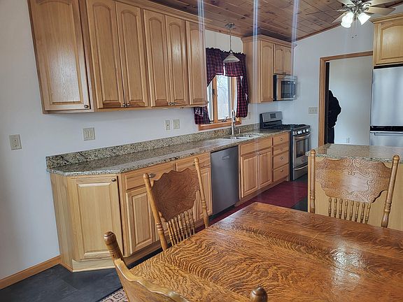 5th image of 32518 Island Rd