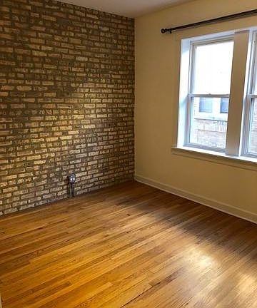 5th image of 4341 N Sacramento Ave APT 2b