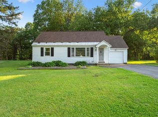 6336 Pillmore Dr, Rome, NY 13440