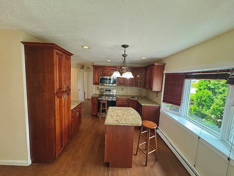 11 Admiral Ln #1 — Photo 9