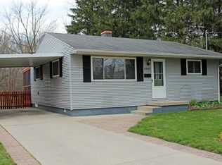 2332 Kenton St, Springfield, OH 45505