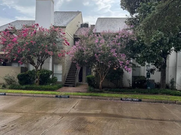 10051 Westpark Dr APT 261, Houston, TX 77042