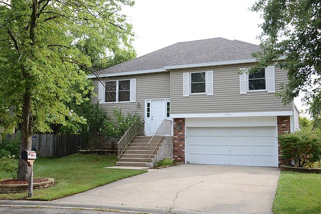1st image of 1098 Crestwood Ct