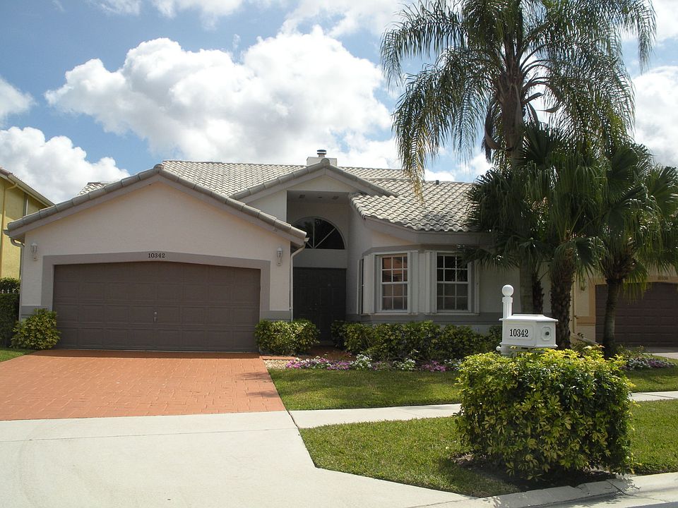 2nd image of 10342 Buena Ventura Dr