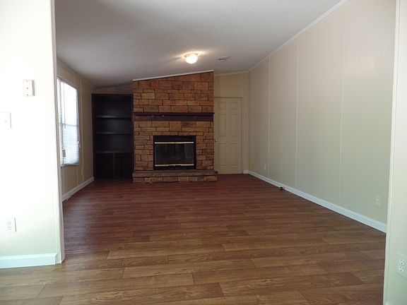 3rd image of 3535 Roberts Ave Lot 056
