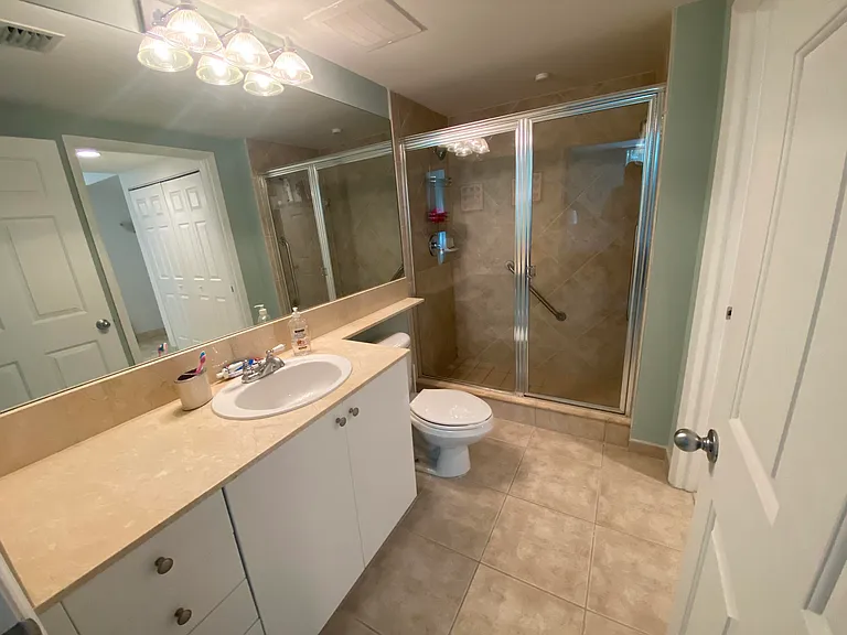 700 E Boynton Beach Blvd #203 — Photo 7