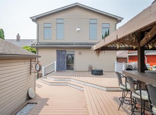 22501 Maple St, Saint Clair Shores, MI