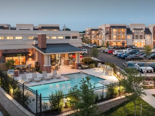 Monroe Gates Apartments