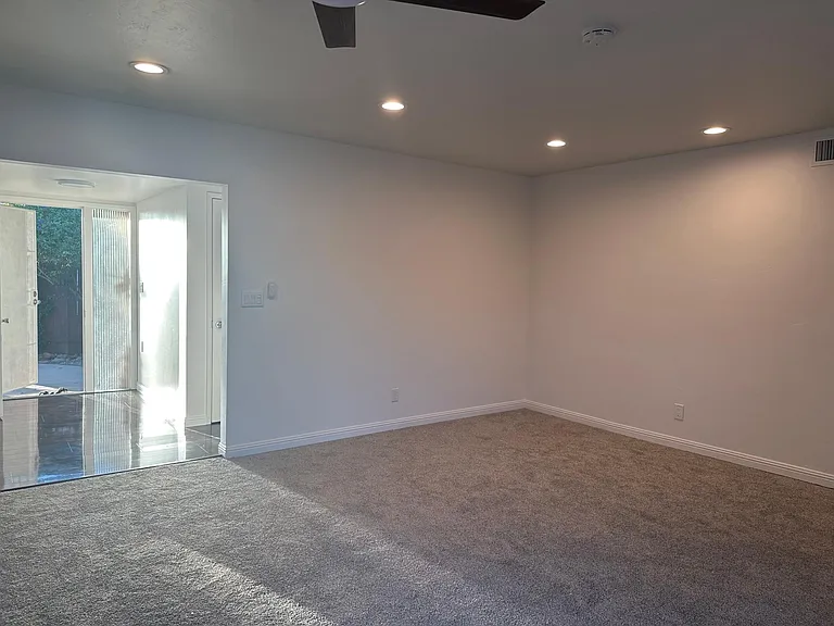 4963 Hawley Blvd — Photo 27
