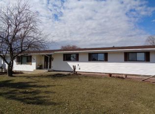 224 E Pelkey St, Lena, WI 54139