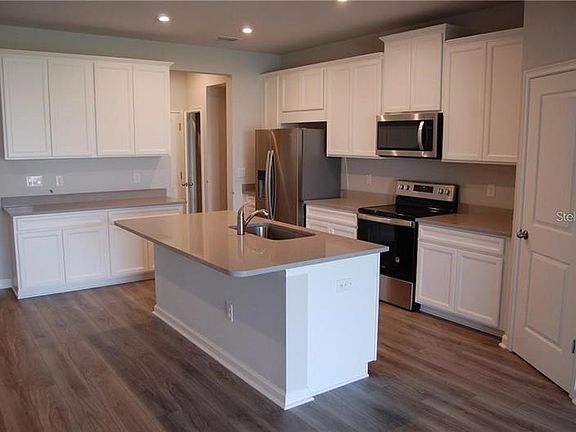 4th image of 19301 Blue Pond Dr