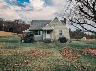 501 Maple Springs Rd, Hollsopple, PA 15935