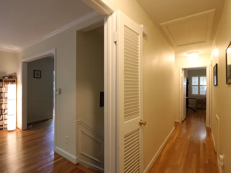 6703 Rannoch Rd — Photo 17