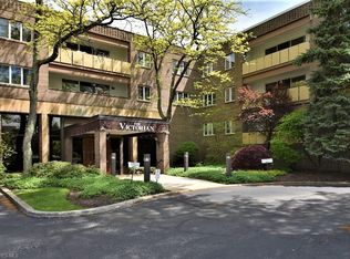 3701 Mayfield Rd APT 115, Cleveland Heights, OH 44121