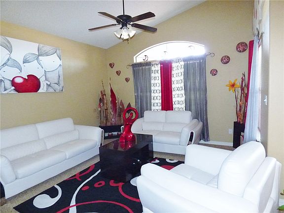 2nd image of 4005 Tuscany Hills Pl