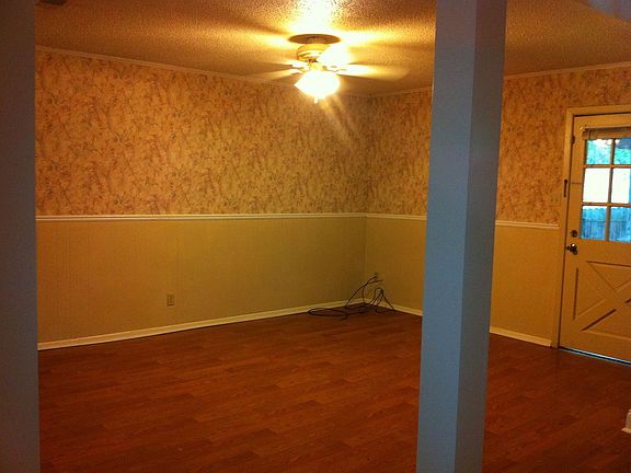 3rd image of 2605 Grand Ave
