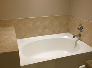 16211 E Geddes Ln, Aurora, CO 80016