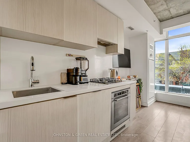 109 Ossington Ave #207 — Photo 8
